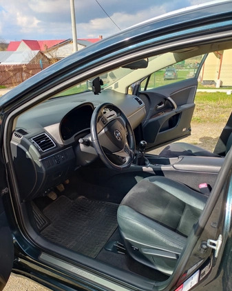 Toyota Avensis cena 37000 przebieg: 145000, rok produkcji 2012 z Strzelin małe 29